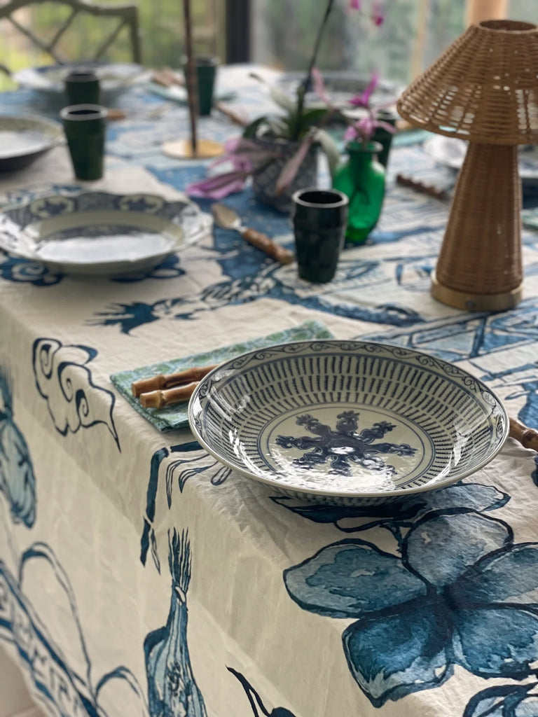 " Hong Kong Homage " 6 Seater Linen Tablecloth - The Ginger Jar Lamp Co.