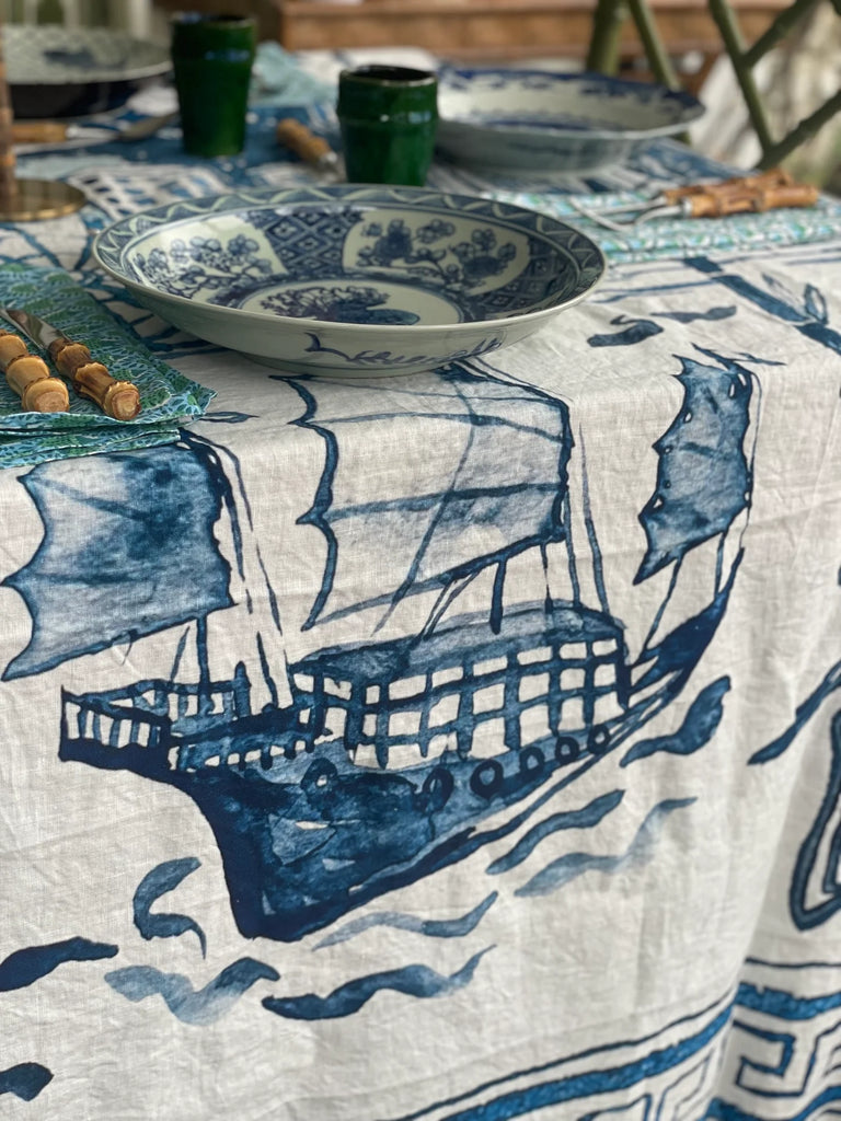 " Hong Kong Homage " 6 Seater Linen Tablecloth - The Ginger Jar Lamp Co.