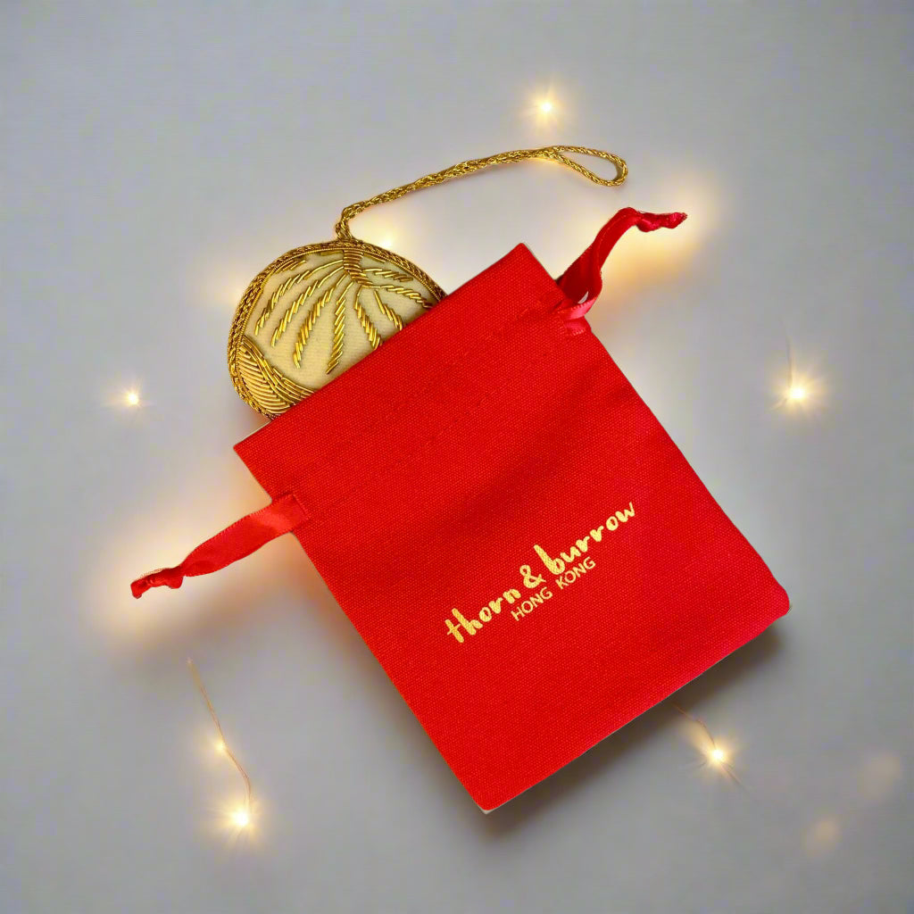 EMBROIDERED ORNAMENT : Bao