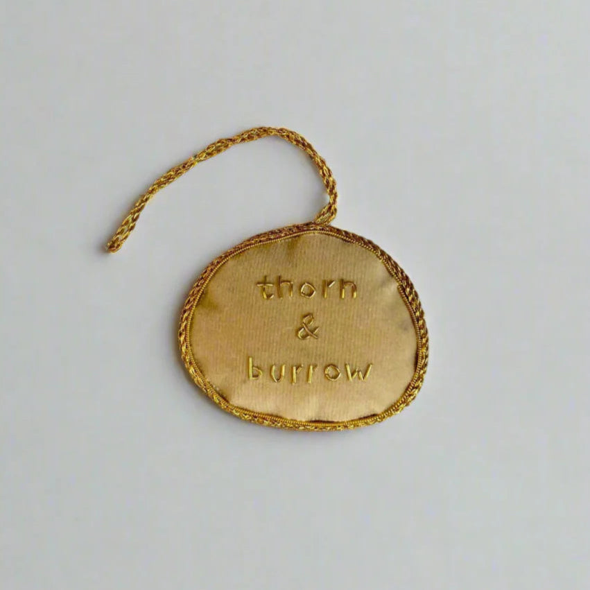 EMBROIDERED ORNAMENT : Bao