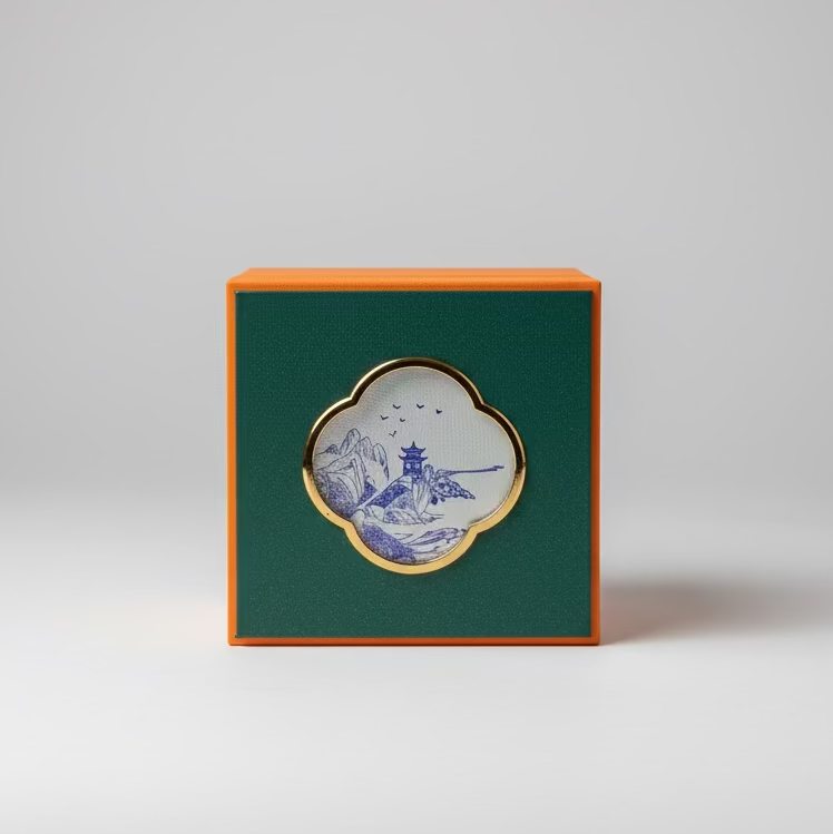 Chinoiserie Petite Planter with Candle in Gift Box