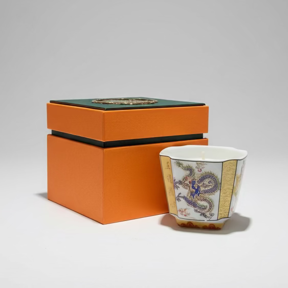 Chinoiserie Petite Planter with Candle in Gift Box