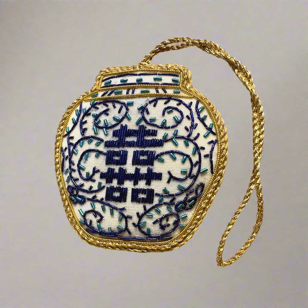 EMBROIDERED ORNAMENT : Ginger Jar