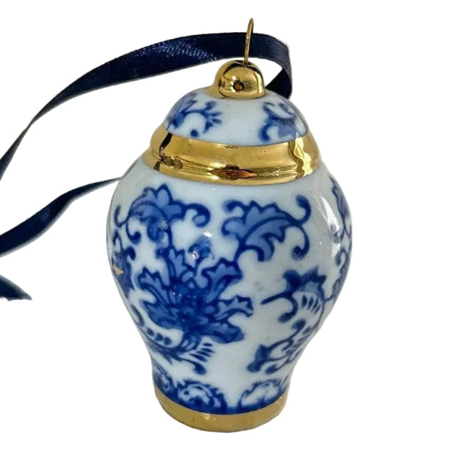 Ceramic Chinese Ornaments with Gold