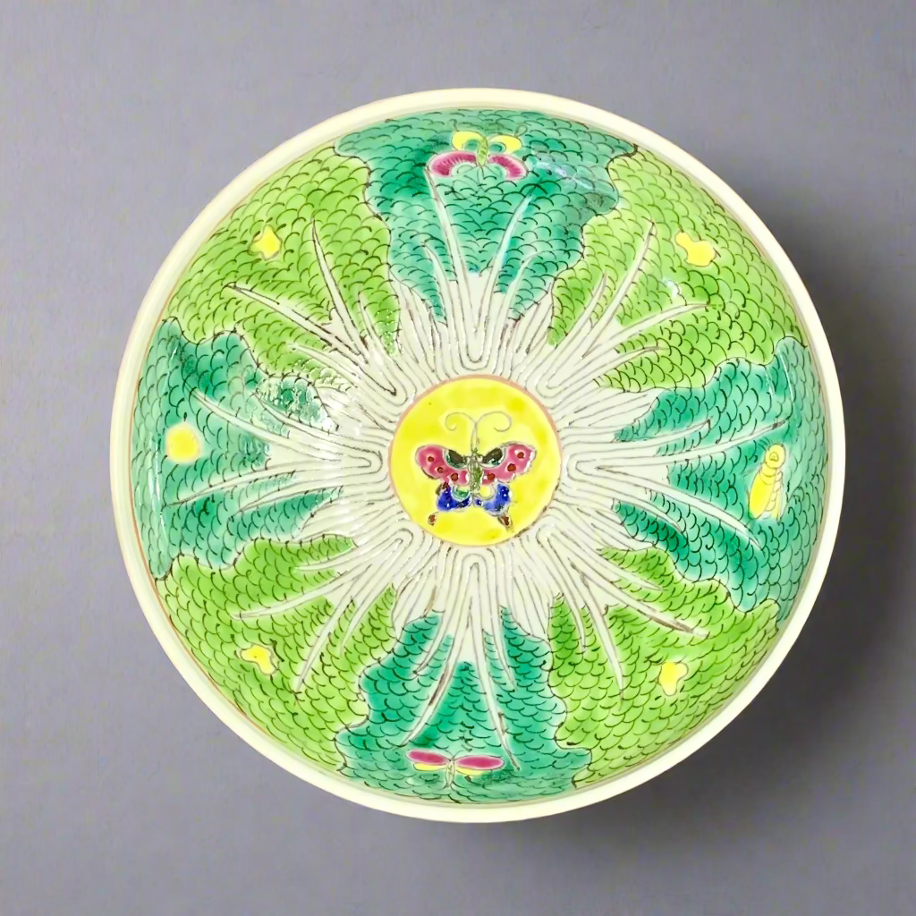 Chinese Hand-Painted Bok Choy Cabbage Leaf Ceramic Pedestal Bowl