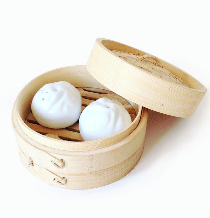 Dumpling salt and pepper shakers