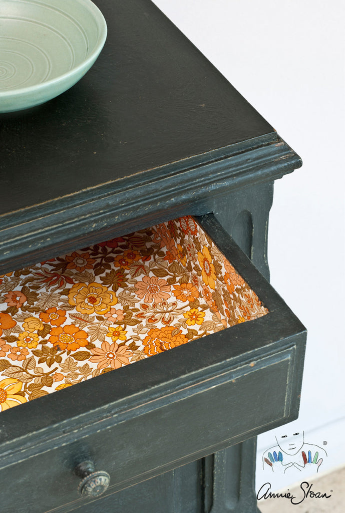 Graphite Annie Sloan Chalk Paint®