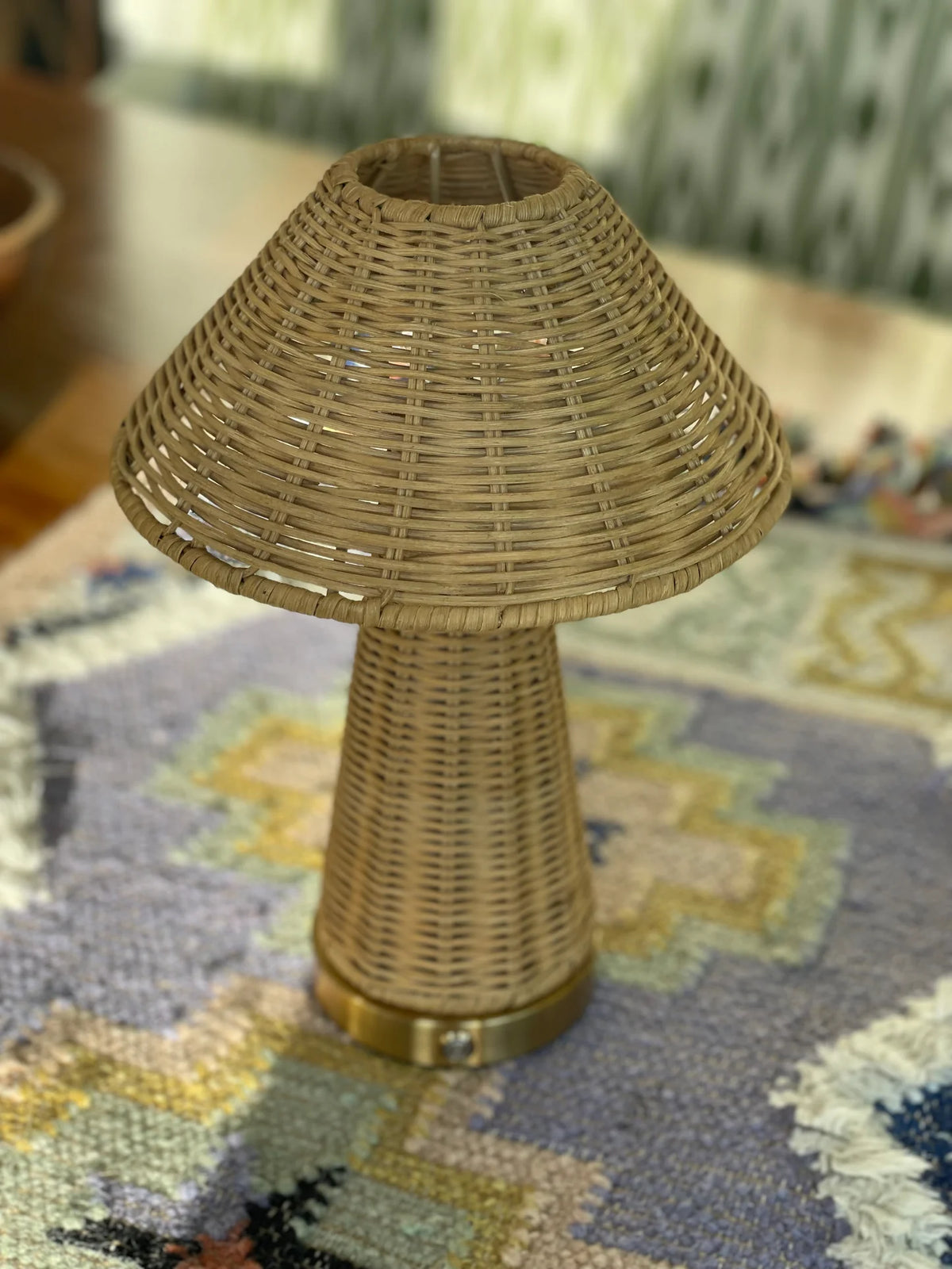 Palawan Rattan Rechargeable Lamp