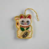 EMBROIDERED ORNAMENT : Lucky Cat