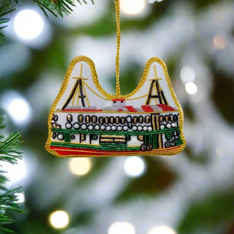 EMBROIDERED ORNAMENT : Star Ferry