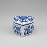 Ceramic Heart Shaped Trinket Box