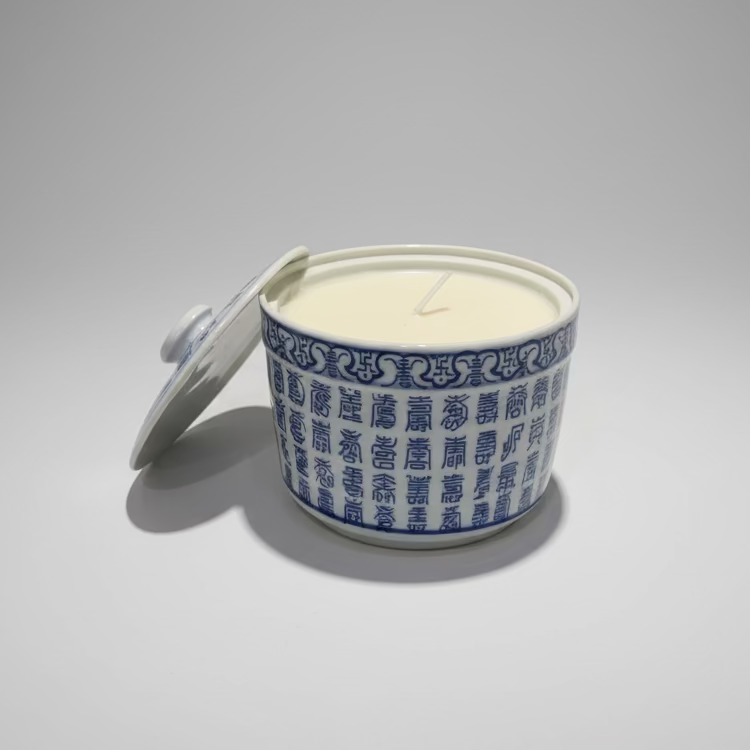 Chinese Blue & White Ceramic Soup Bowl with Lid and Candle