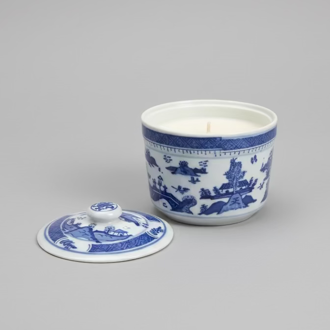 Chinese Blue & White Ceramic Soup Bowl with Lid and Candle