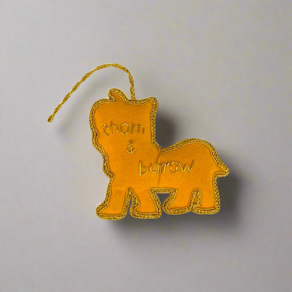 EMBROIDERED ORNAMENT : Lion - Thorn and Burrow