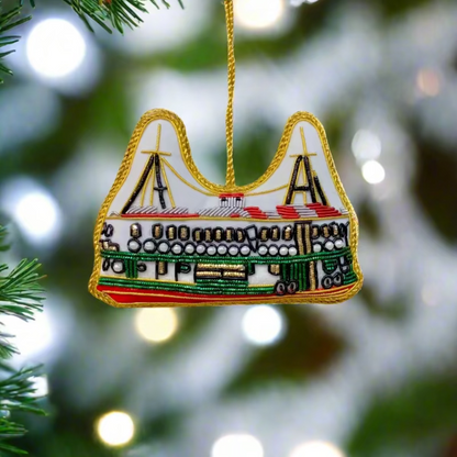 EMBROIDERED ORNAMENT : Star Ferry
