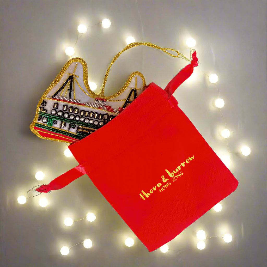 EMBROIDERED ORNAMENT : Star Ferry