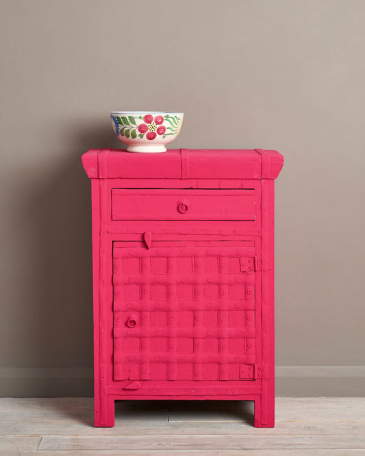 Side view of Capri Pink Annie Sloan Chalk Paint®