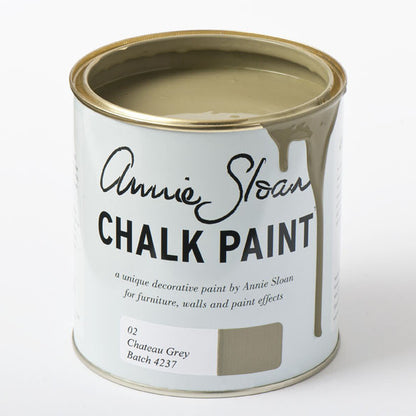 Château Grey Annie Sloan Chalk Paint® - Thorn and Burrow