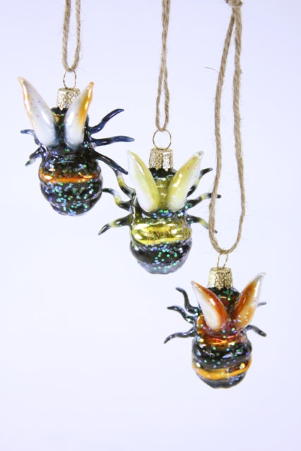 " Buzzing Bee " Ornament