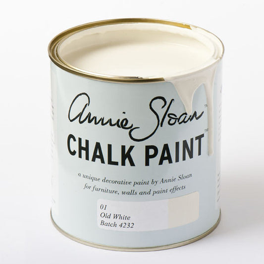 Old White Annie Sloan Chalk Paint® - Thorn and Burrow