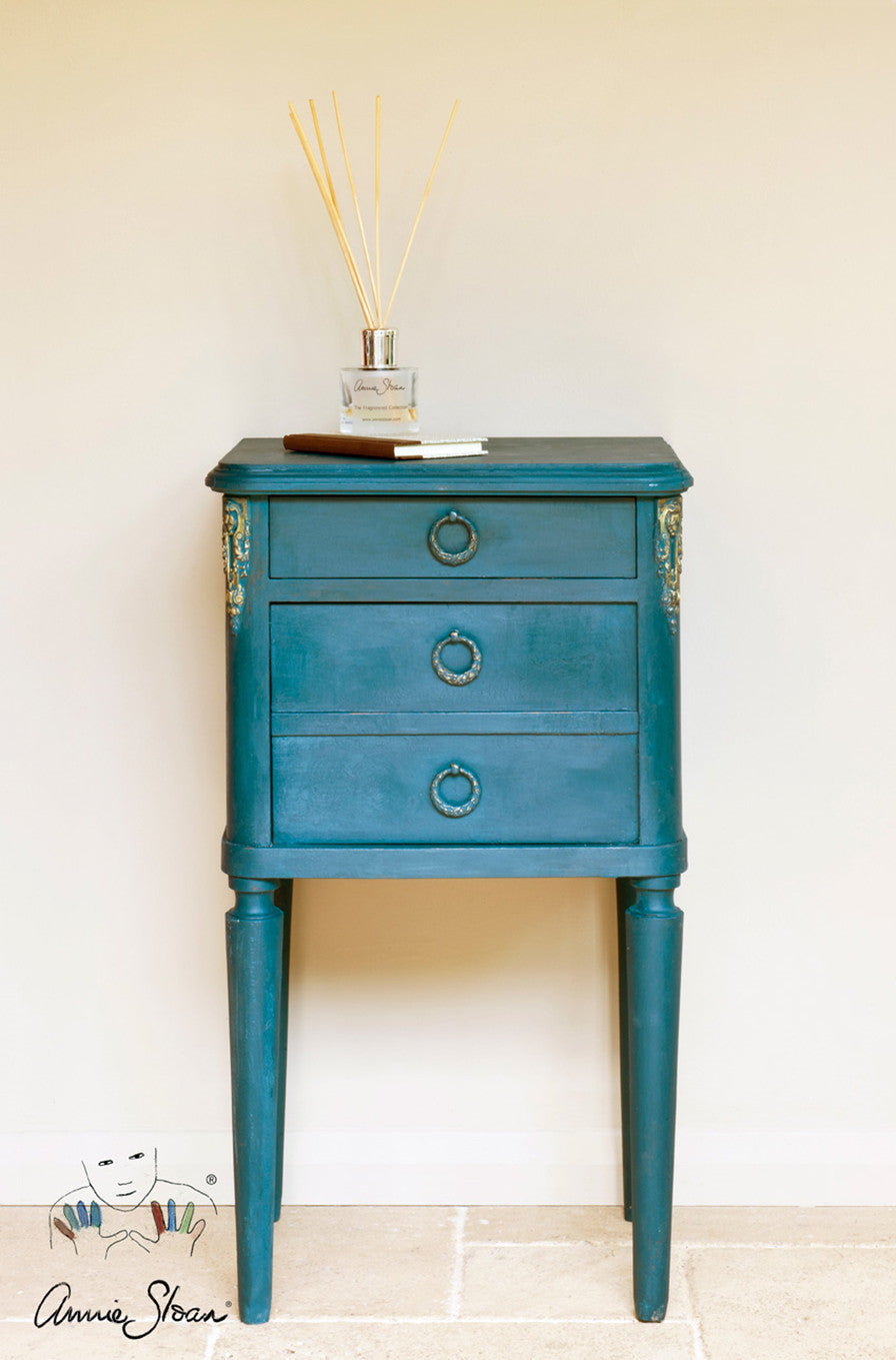 Aubusson Blue Annie Sloan Chalk Paint® - Thorn and Burrow