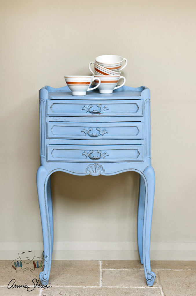 Louis Blue Annie Sloan Chalk Paint® – Thorn and Burrow