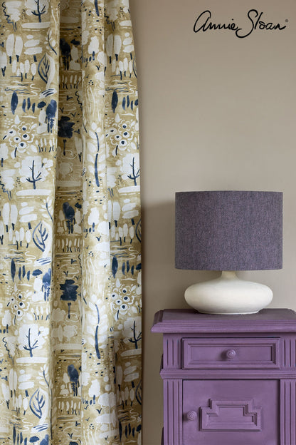 Side view of Rodmell Annie Sloan Chalk Paint®